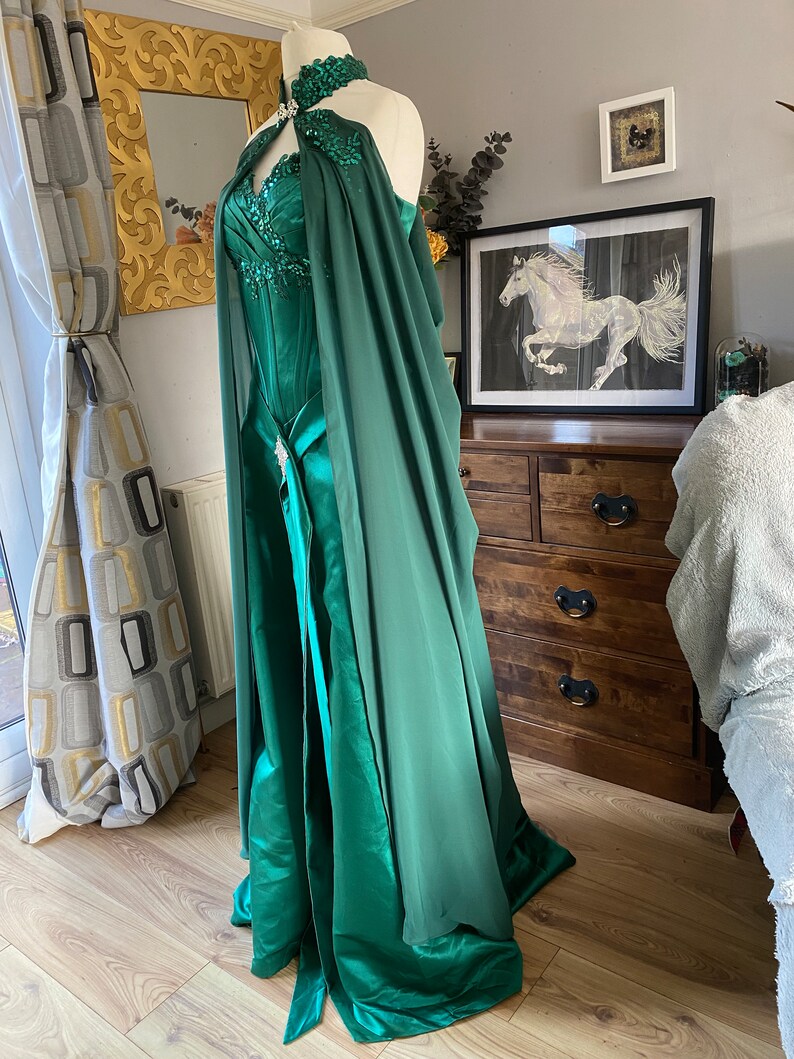 Elven dress costume, elven Wedding, Medusa, renaissance, medieval dress, fantasy dress, queen elf dress, medieval, Viking dress, Arwen Dress image 9