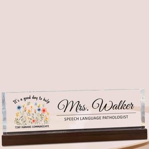 Personalized Speech Therapist Desk Name Plate, Acrylic Name Sign for SLP Office, Desk Decor Gift for Teachers and Pathologists, New SLP Gift