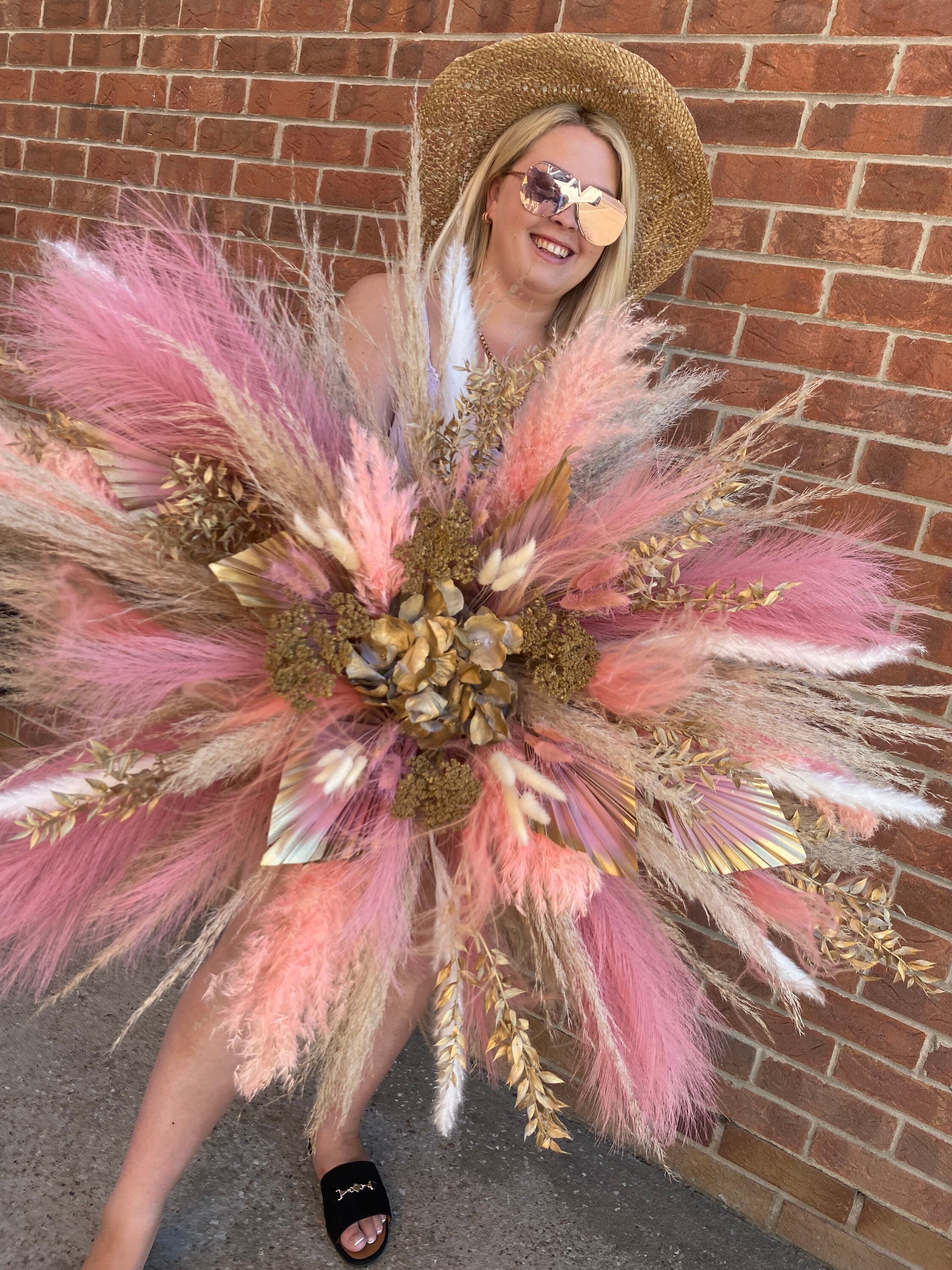 Xxl Pink and Gold Pampas Wall Swag Arch Hoop Salon - Etsy UK