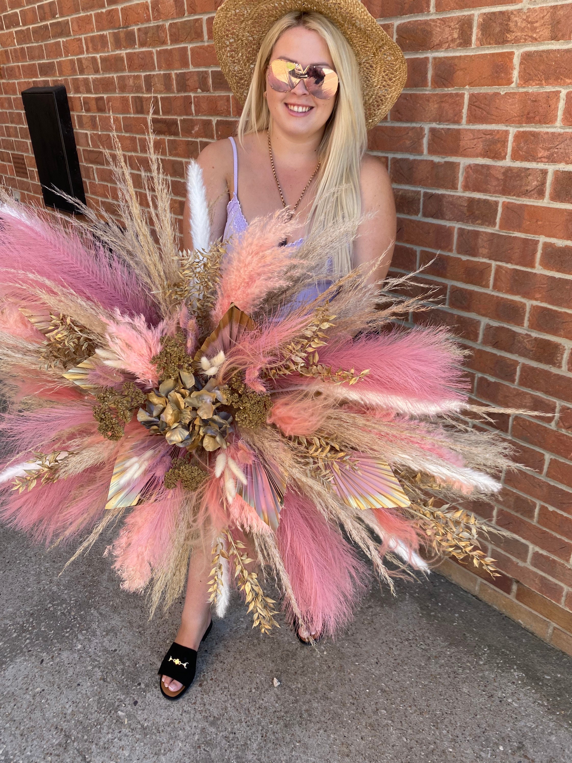 Xxl Pink and Gold Pampas Wall Swag Arch Hoop Salon - Etsy UK