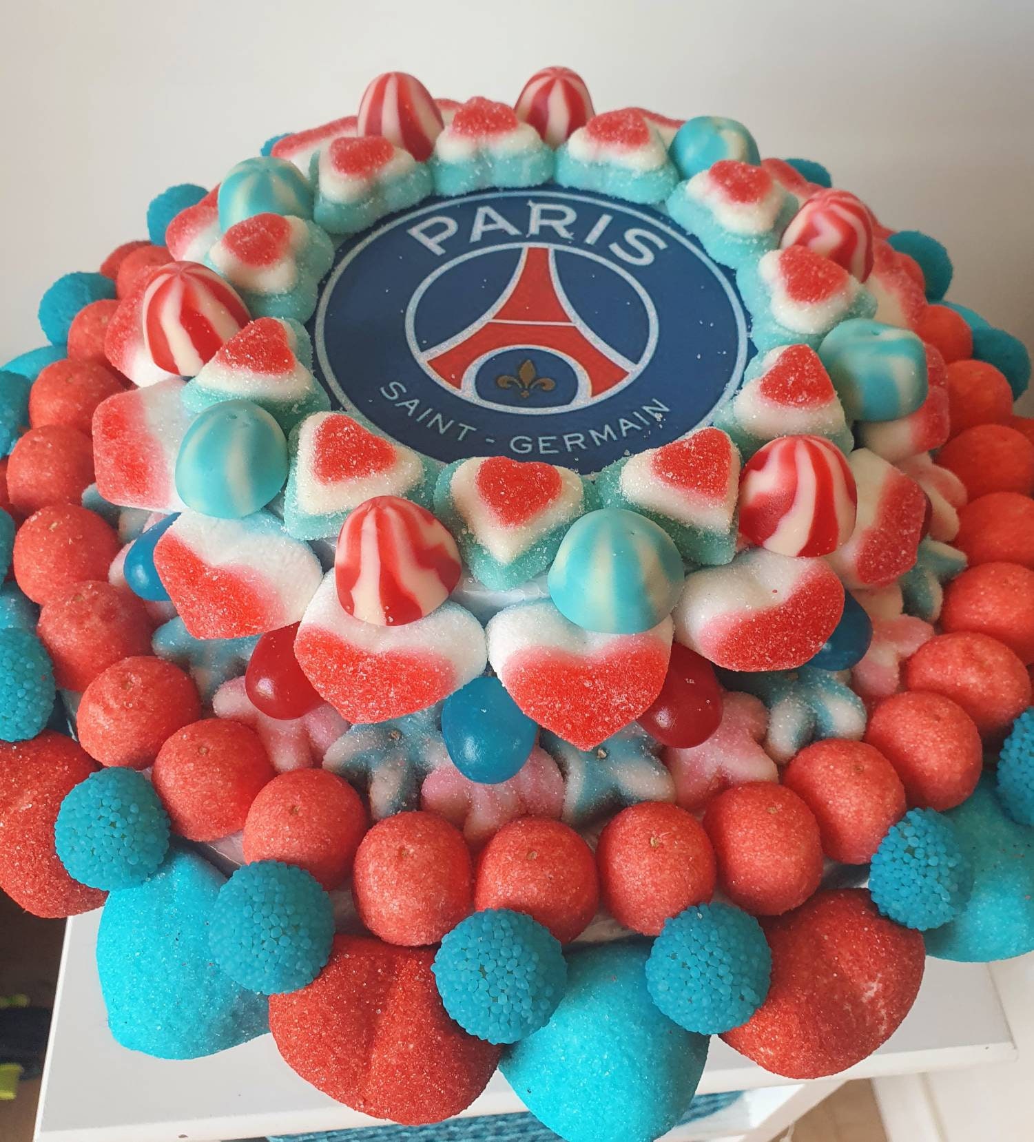 Gâteau d'anniversaire PSG, gâteau PSG en pâte à sucre, gâteau