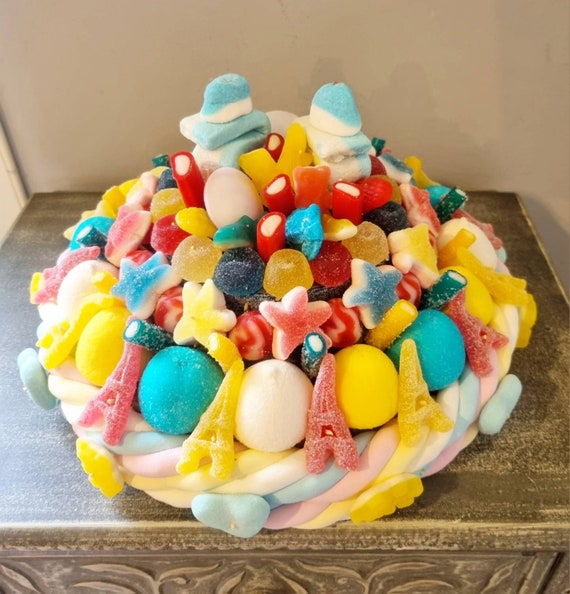 Gâteau de bonbons réalisé exclusivement avec des bonbons HARIBO