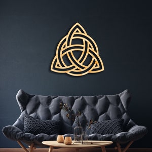 Triquetra wall decor from wood, Hanging Sign, Wooden Wall Art, Celtic Trinity Knot, Triad, Triquestra, Religious Symbol, Vesica Piscis