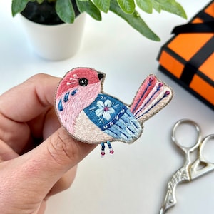 Embroidered bird brooch, folk art inspired, cute little hand embroidered pin, brooches for women