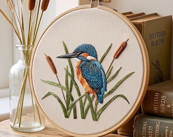 Motif de broderie à la main martin-pêcheur. Téléchargement numérique instantané au format PDF.