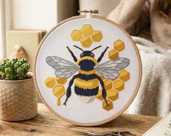 Bumble Bee & Honeycomb Cross Stitch Pattern. Easy Beginner stitching template. Instant Digital Download
