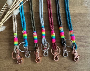 Schlüsselband aus Tau * Rainbow * | Ausweisband Regenbogen | Lanyard | Schlüsselanhänger mit Schlüsselring und Karabiner | versch. Farben