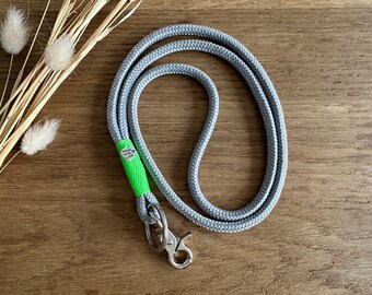 Schlüsselband aus Tau in grau - neon grün | Lanyard | Ausweisband | Schlüsselanhänger mit Schlüsselring und Karabiner | personalisierbar