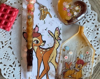 Kit for diamond painting made in epoxy resin on the theme of a little doe (tray, pen/stylus and Cover minder). Handmade!