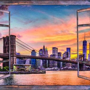 Fenster mit Blick Manhattan Skyline und Brooklyn Bridge Wandbild Brauner Rahmen