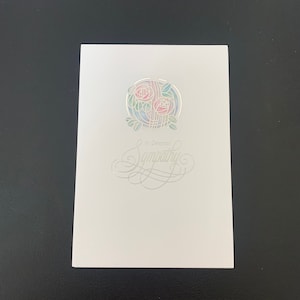 Dans la plus profonde carte de voeux de sympathie