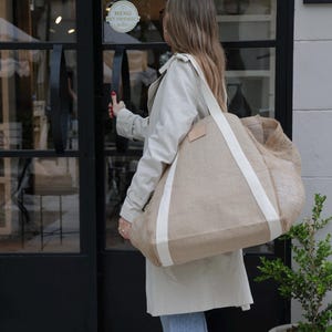 Extra Large Jute Beach Bag - Sophisticated, Spacious Lightweight Beach & Travel Tote – Large No-Pocket Bag for Bulky Items