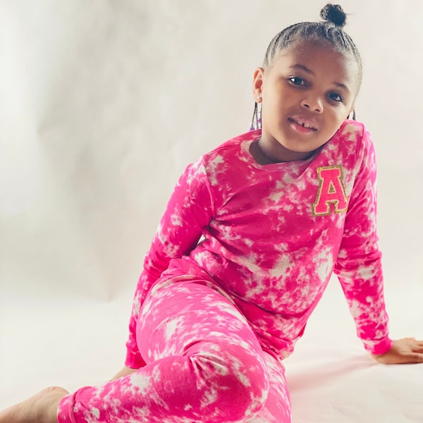 Kids Personalized Pajamas| Pajamas for Girl and Boys| Toddler Pajamas| Youth Pajamas| Gift| Sleepover| Slumber Party| Hot Pink| Tie Dye