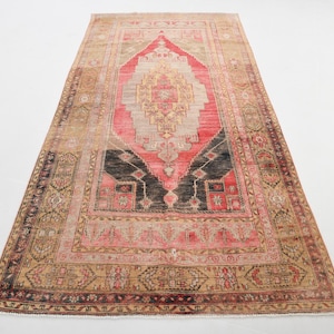 5x10 Soft Pastel TURKISH VINTAGE RUG, 5x10 Vintage Rug, 5x10 Rug, Handmade Wool Rug, 5x10 Turkish Rug, Pale Red Vintage Rug, Wool 5x10 Rug