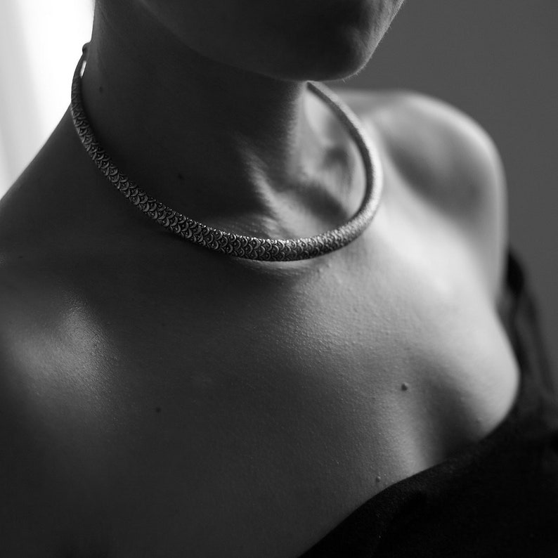 Collier Ras-du-cou En Verre - Femme | MANGO Tunisie