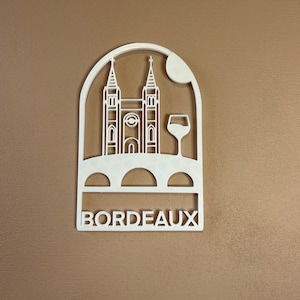 Personalized Bordeaux wall decoration – Designer and modern souvenir of the city, ideal decorative gift for home or office