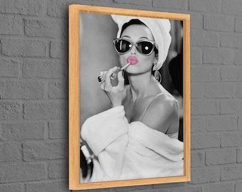Audrey Hepburn Lip, Audrey Wall Art, Modern Art Canvas, Trendy Poster, Woman Art Canvas, Lip Woman Printed, Make Up Art Canvas, Woman Canvas