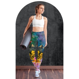Macaw Dreaming Yoga Leggings Womens