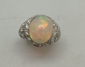 Ring in 18k white gold Oval opal & diamonds - size: 51.5