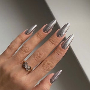 Silver Chrome Press On Nails | stick on set of 10 false nails