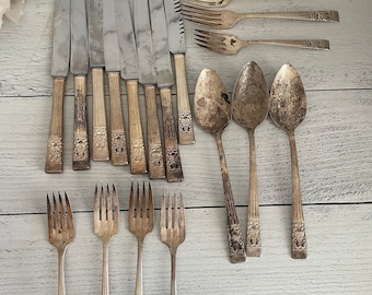 Community Plate Silverware, Vintage Silverware, Old Silverware, Vintage Photo Prop, Kitchen Photo prop, tarnished silverware