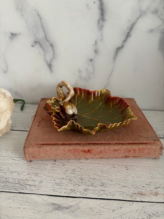 Leaf dish, Leaf Decor, Fall Decor, Fall ceramic De