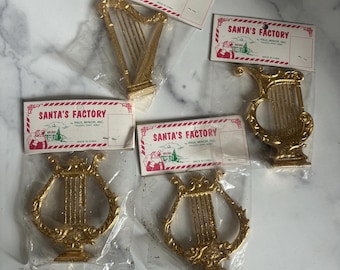 Vintage Instrument Ornament, Harp Instrument, Gold Ornament