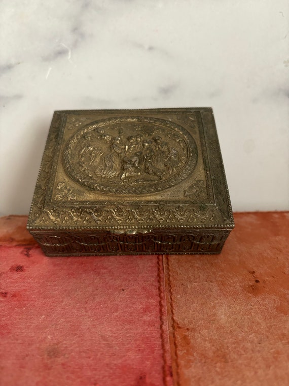 Vintage Jewelry Box, Antique Jewelry Box, Silver Tone Jewelry Box, Footed Trinket Box, Footed Jewelry Box, Victorian Jewelry Box,