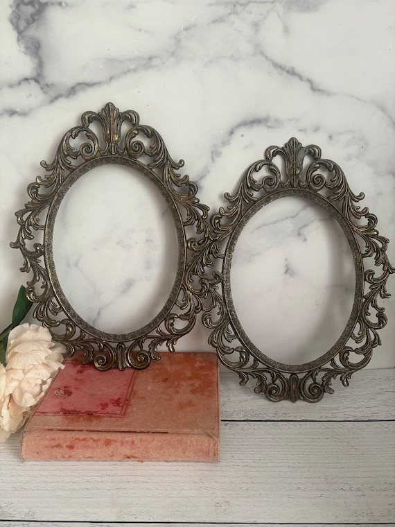 Antique Picture Frame, Oval Picture Frame, Victorian Picture Frame