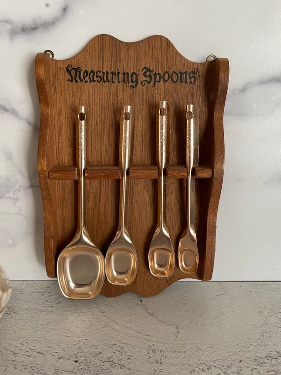 Measuring Spoon Display, Measuring Spoon Wall Decor, Measuring Spoon  Storage, Vintage Farmhouse Decor, Baker Gift, Vintage Spoon Display