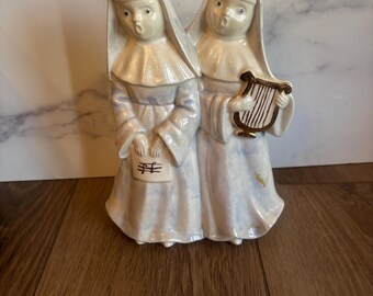 Nun Statue, Catholic Statue, two nuns, nuns figurine, vintage nuns, Religious Figurine, Religious Statue,singing nuns, caroling nuns