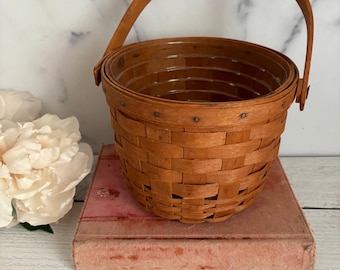 Longaberger Basket, Basket with handle, Woven Basket, Round Basket Vintage Basket, Vintage Longaberger, Woven Planter, Longerberger Planter,