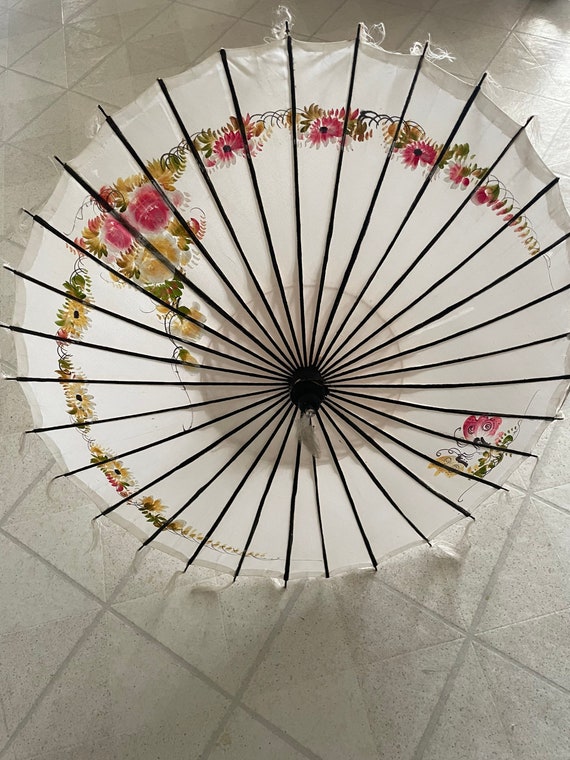 Chinese Parasol, Chinese Umbrella, Handpainted Umb