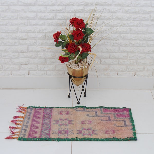 Petit tapis marocain vintage Tapis marocain Tapis Boujaad Tapis fait main Tapis berbère Tapis marocain en laine Tapis Boho 75 x 40 cm - 2,4 x 1,3 pi