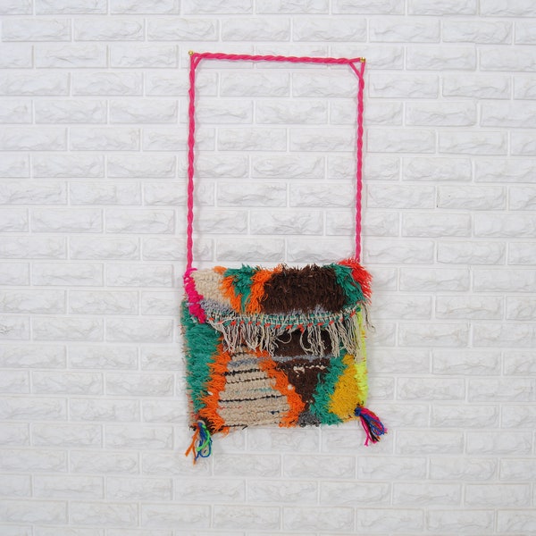 berber wool rug bag - vintage kilim wool bag - cross-body bag - shoulder bag - moroccan bag - handmade bag