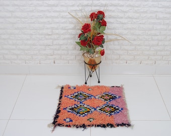 Small Moroccan Rug, Vintage Moroccan rug, Boujaad Rug Hand Woven, Berber rug , Abstract Moroccan Rug 55 x 50 cm - 1.8 x 1.6 ft