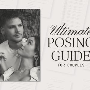 Può includere: Una fotografia in bianco e nero di una coppia che si guarda, posizionata accanto al testo Ultimate POSING GUIDE FOR COUPLES. L'immagine mostra una persona con i capelli corti e una con i capelli lunghi, entrambe con collane e top chiari.
