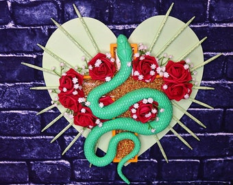 Good Fortune Wall Hanging Halo Heart With Snake