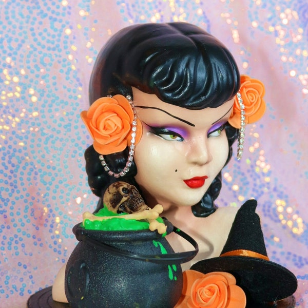 Samantha Witch Pin Up Bust