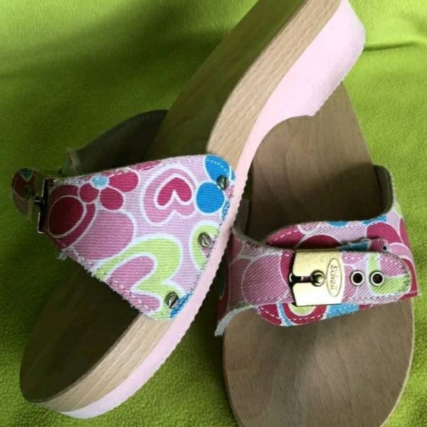 scholl exercise sandals