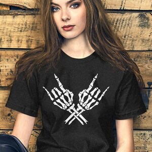 Skeleton Hand Shirt - Crossed hands  Halloween Shirt - Funny Skeleton Hand Halloween T Shirt Unisex t-shirt