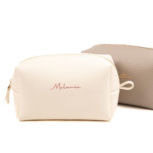 Bridesmaid Gift | Personalized Makeup Bag for Bridesmaids, Custom Cosmetic Pouch, Wedding Party Gift, Bridal Shower Essentials