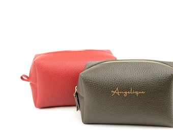 Personalized Vintage Makeup Bag - Carry Your Beauty Essentials in Style, Adorned with Eye-catching Retro Patterns