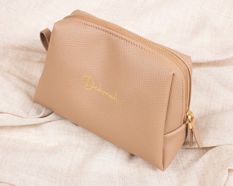 Women Bag Personalized, Wristlet Makeup Bags, Monogram Bag, Initial Pouch, Customized Toiletry Bag, Dopp Kit for Women, Cosmetic Organizer image 4