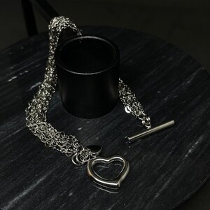 Flera lager hjärtkedjor i rostfritt stål armband med hjärthänge, hjärtkedjor, hjärtlänkarmband, iögonfallande hjärtarmband, present