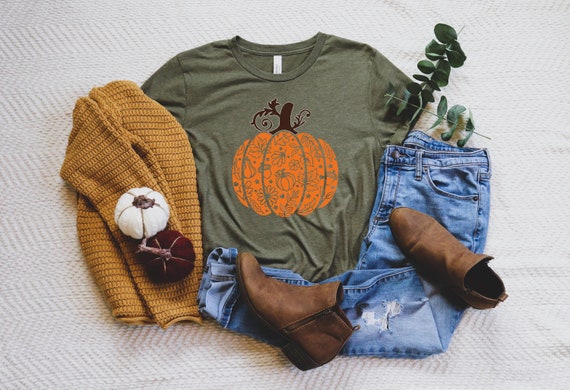 Floral Pumpkin Shirt, Halloween Shirt, Halloween Pumpkin shirt, Fall shirt, Fall Shirt for Woman, Pumpkin Shirt, Autumn Shirt