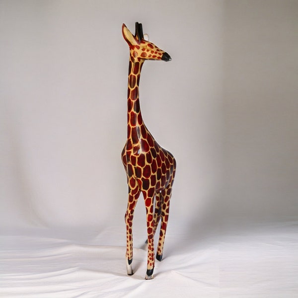 Exotische Eleganz: Handgefertigte Holz-Giraffe - 45 cm Höhe