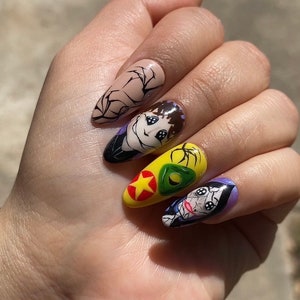 Custom press ons