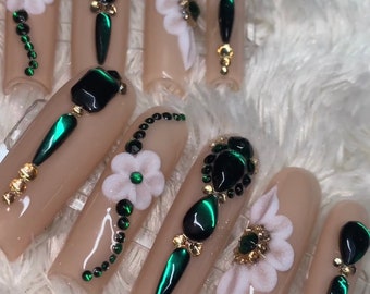 Emerald press ons