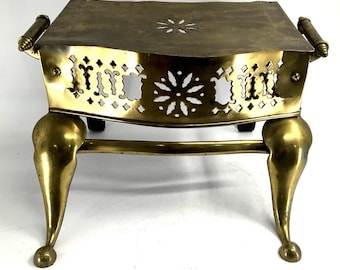 Antique English Victorian Brass Cabriole Leg Fireplace Hearth Footman Trivet